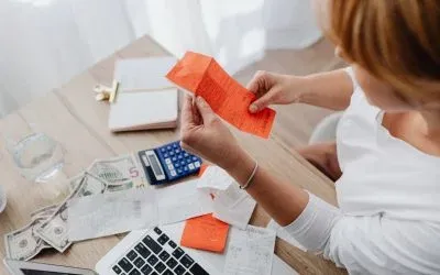 Czy restrukturyzacja może pomóc Ci uniknąć komornika?